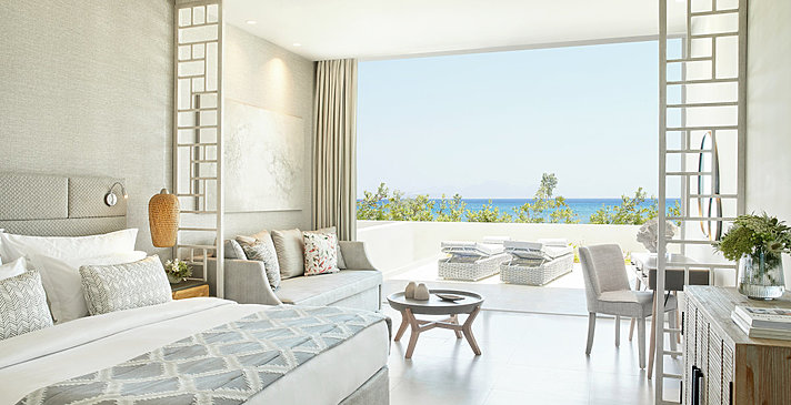 Junior Suite Private Garden Garden View - Ikos Aria