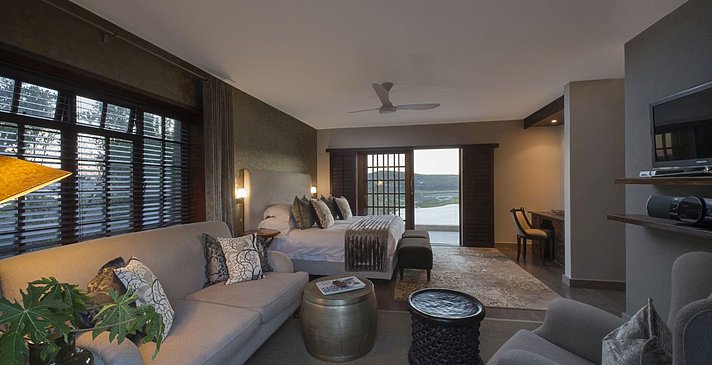 Luxury Lagoon Suite - Sunbird - Kanonkop Guest House