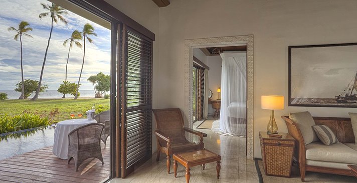 Luxury Ocean Front Pool Villa - The Residence Zanzibar