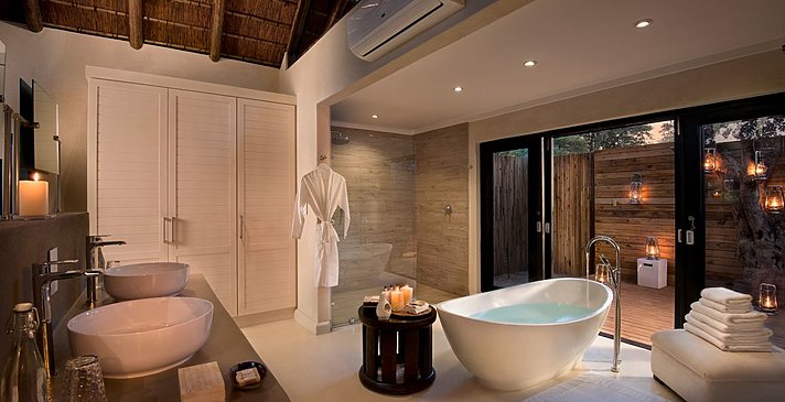 Superior Luxury Room - Lion Sands River Lodge
