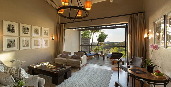 Luxury Vineyard View Suite - Delaire Graff Lodges & Spa