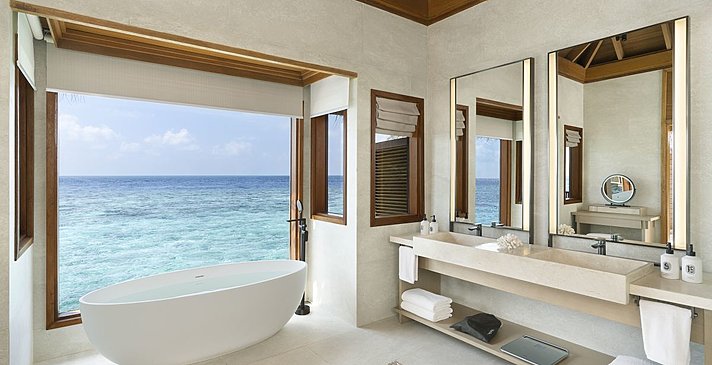 Lagoon & Ocean Bungalow mit Pool - Huvafen Fushi