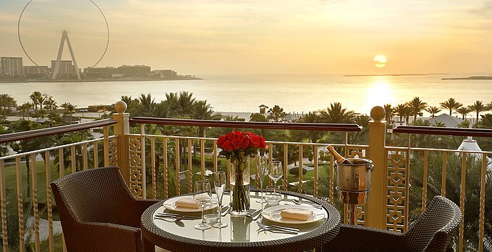 Ocean View Balkonbeispiel - The Ritz-Carlton, Dubai