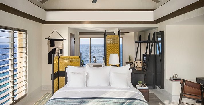 One Bedroom (Sunset) Lagoon Pool Villa Schlafzimmer - InterContinental Maldives Maamunagau Resort