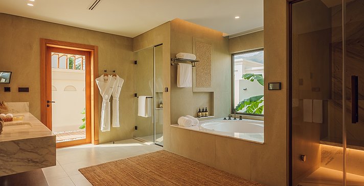 One Bedroom Pool Villa Badezimmer - Naäma Beach Villas & Spa