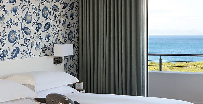 One Marine Drive Boutique Hotel - Sea View Room