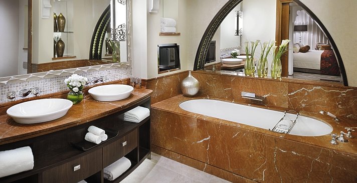 Superior Deluxe (Superior Gold Club) Badezimmer - One&Only Royal Mirage - The Palace