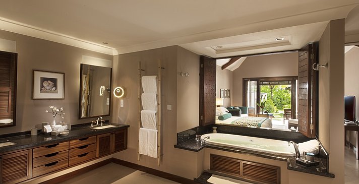 Pool Villa (1 oder 2 Bedroom) Badezimmer - Constance Lemuria Seychelles