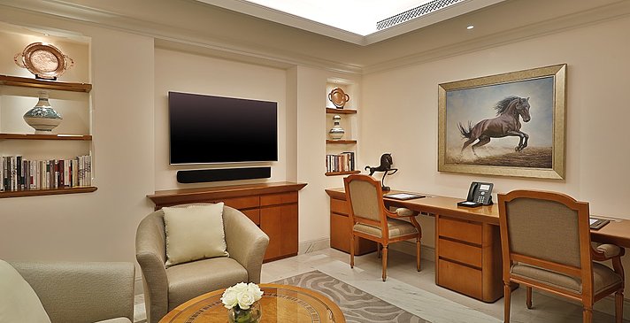 Presidential Suite - Al Bustan Palace, A Ritz-Carlton Hotel