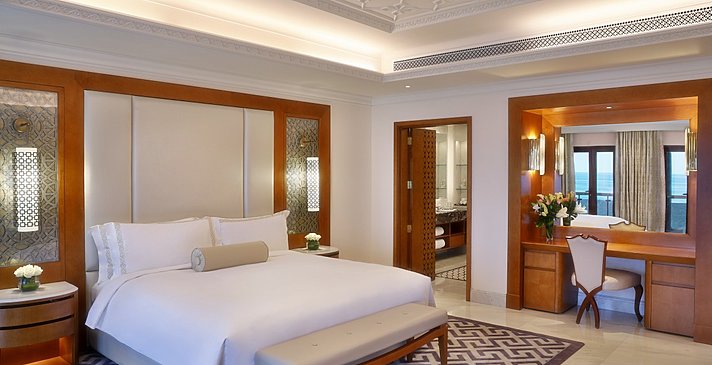 Presidential Suite - Al Bustan Palace, A Ritz-Carlton Hotel