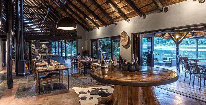 River Lodge - Kariega Game Reserve