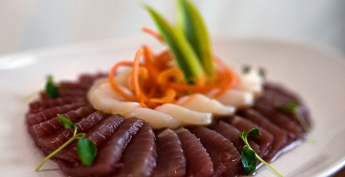 Sashimi Platte im RAW - OZEN Life Maadhoo