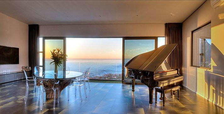 Sea Star Rocks - Penthouse 2 Bedroom - Lounge