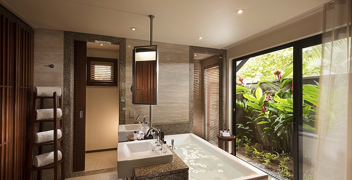 Senior Suite Badezimmer - Constance Ephelia Seychelles