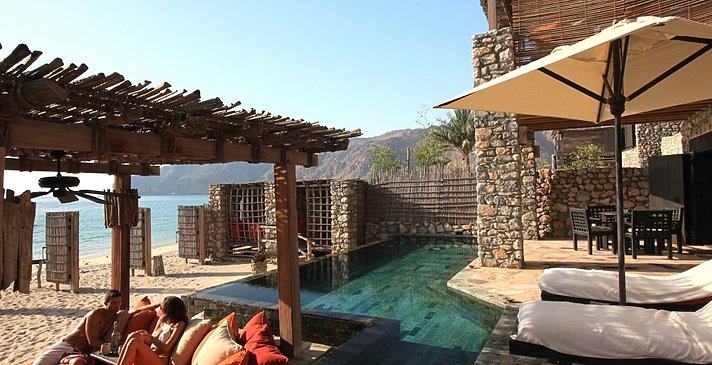 2 Bedroom Beachfront Zighy Pool Villa Suite - Six Senses Zighy Bay