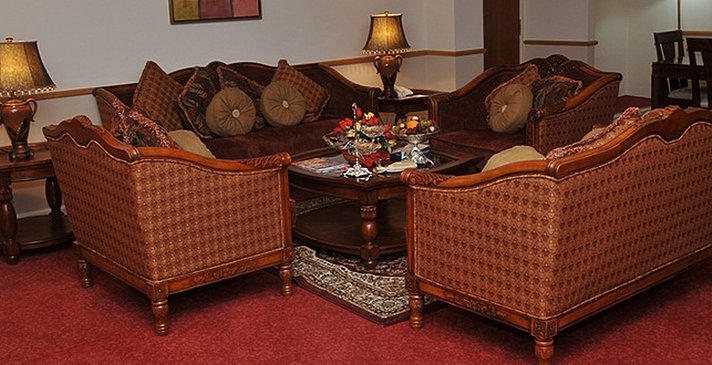 Suite Wohnzimmer - Golden Tulip Nizwa