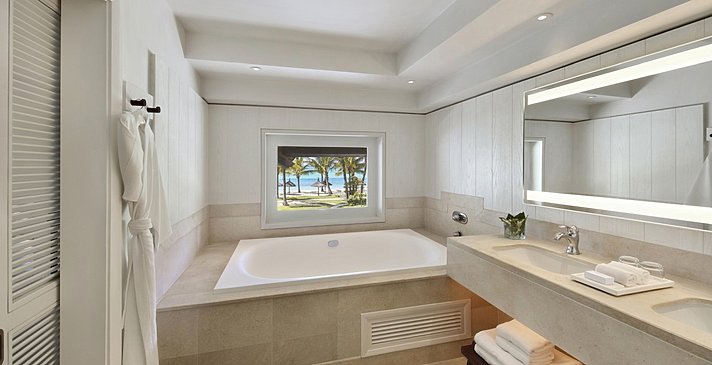 Sunset Junior Suite Badezimmer - LUX Le Morne