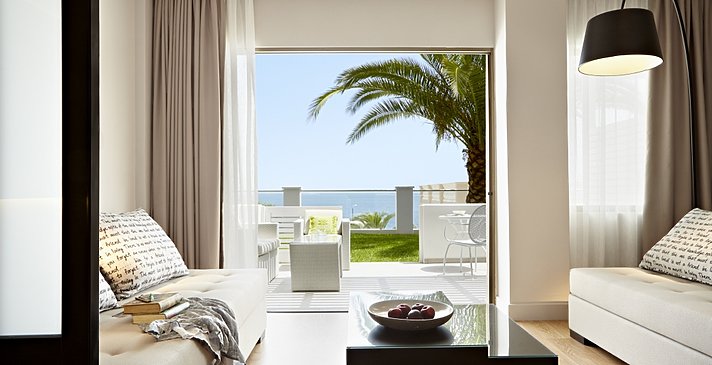 Superior Family Room Sea View - MarBella Corfu