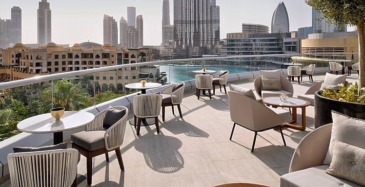 Terrasse der Club Lounge - The Address Downtown Dubai