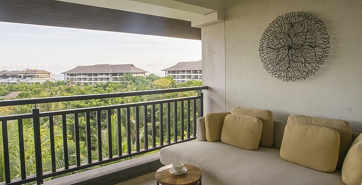 Sawangan Junior Suite Balkon- The Ritz-Carlton, Bali