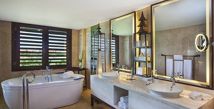 St. Regis Suite Badezimmer - The St. Regis Bali Resort