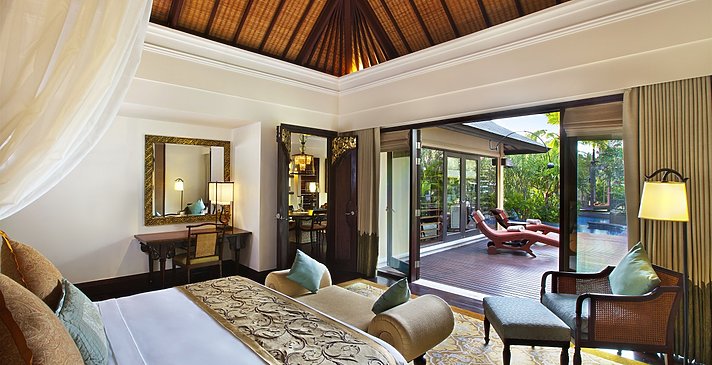 St. Regis Lagoon Villa Schlafzimmer - The St. Regis Bali Resort 