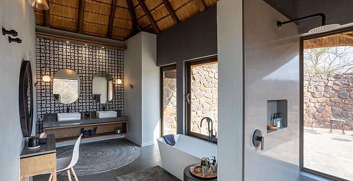 Tuningi Safari - Family Suite - Badezimmer 
