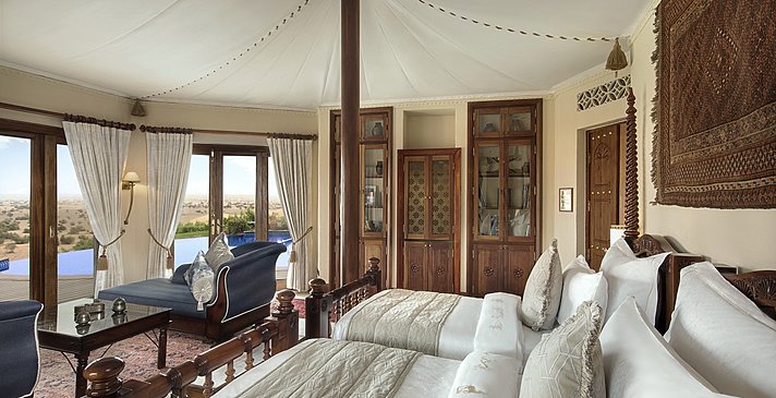 Twin Bedded Bedroom Emirates Suite