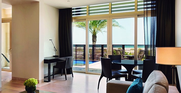 (2-BR) Beach View Suite Wohnzimmer - Park Hyatt Abu Dhabi Hotel and Villas