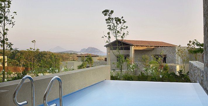 Infinity Room - The Westin Resort, Costa Navarino