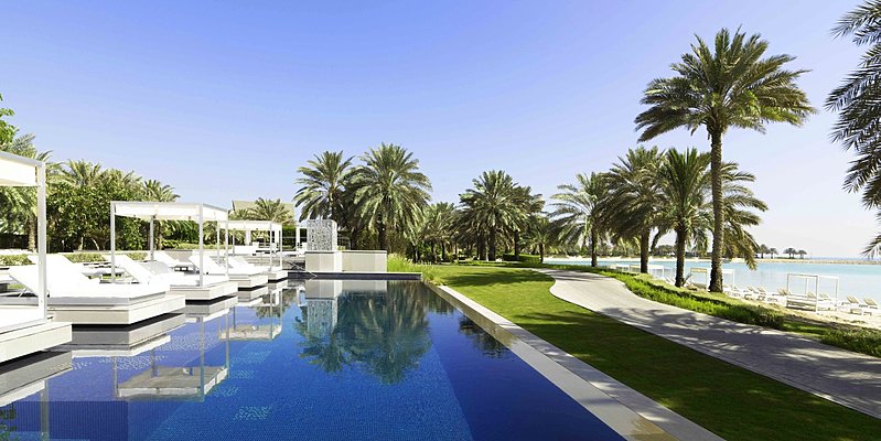 Infinity Pool des The Ritz-Carlton, Bahrain