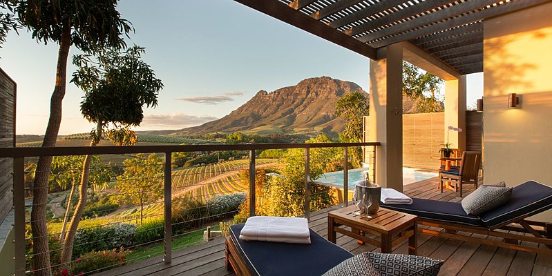 Luxury Vineyard View Suite - Delaire Graff Lodges & Spa