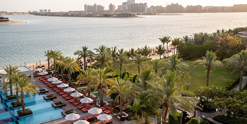 Pool- und Strandbereich Jumeirah Zabeel Saray