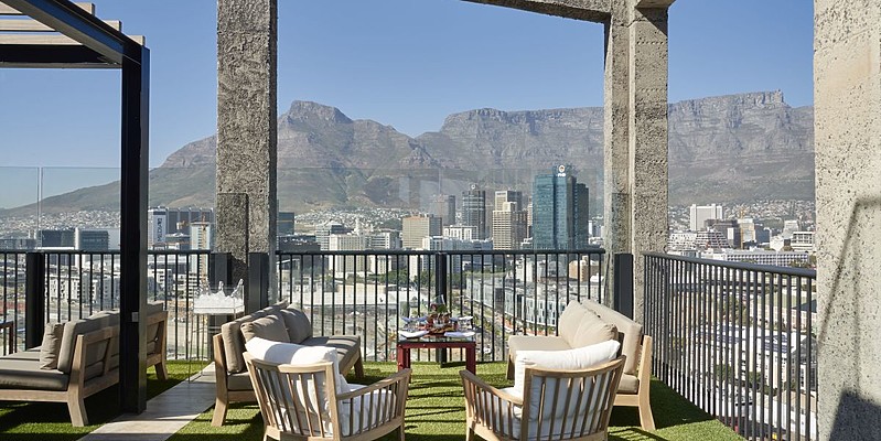 Rooftop Terrasse - The Silo Hotel